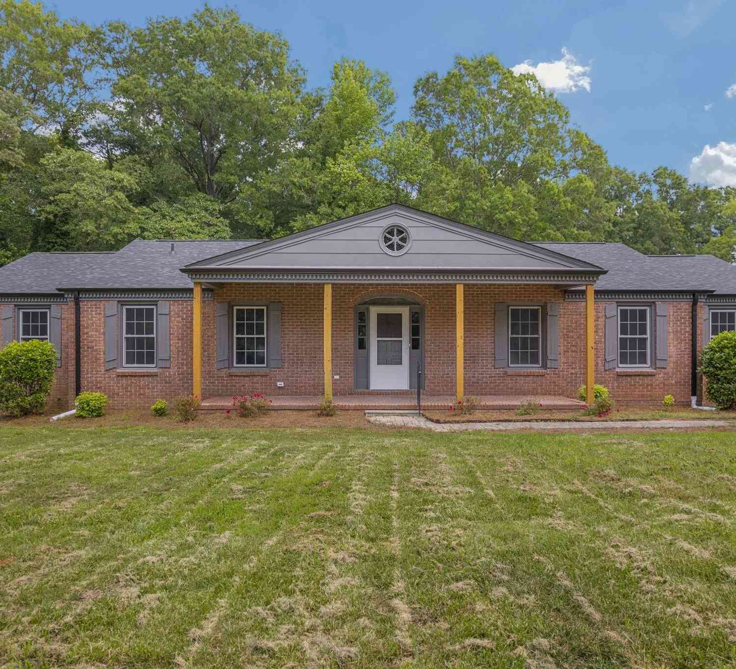 Homes For Sale - 104 Arrowood<br/> Laurens County, Laurens, SC 29360