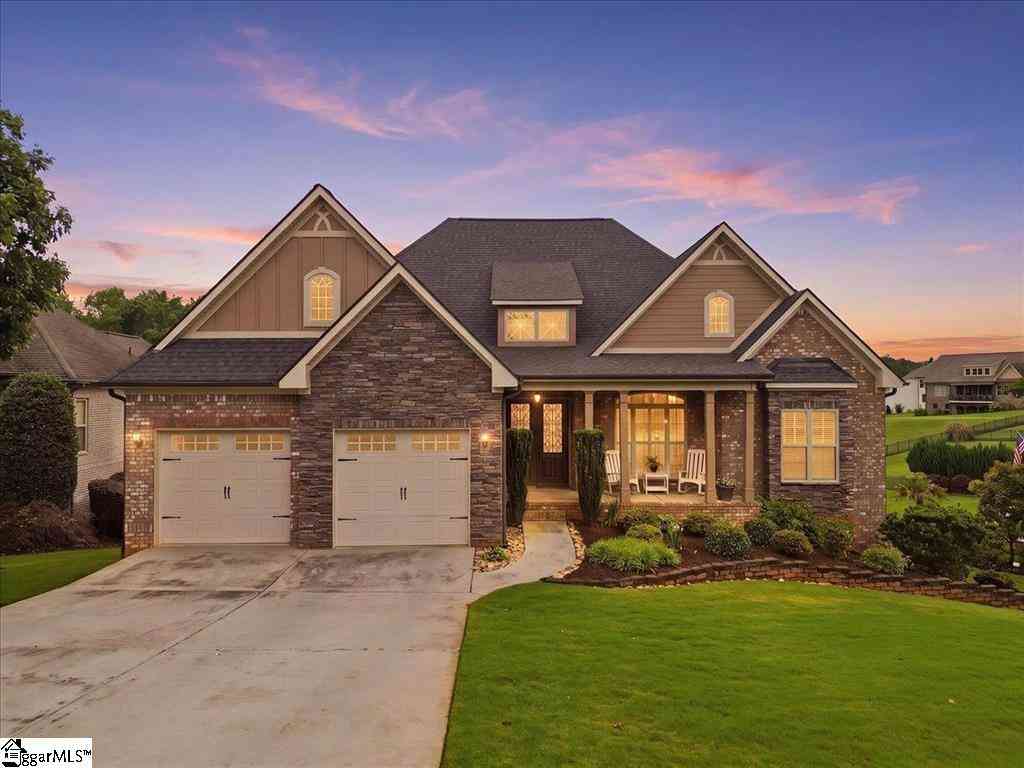 Homes For Sale - 310 S Woodfin Ridge<br/> Inman, SC 29349