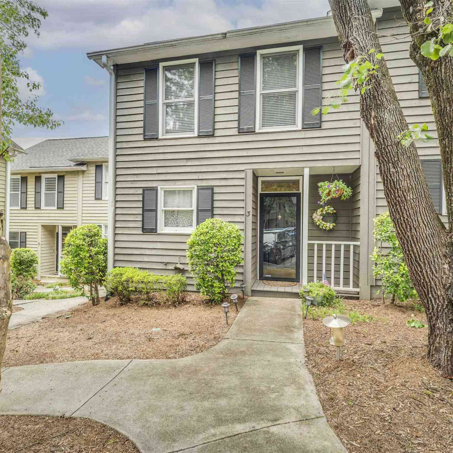 Condo For Sale - 99 Falcon Crest<br/> Greenville County, Greenville, SC 29607