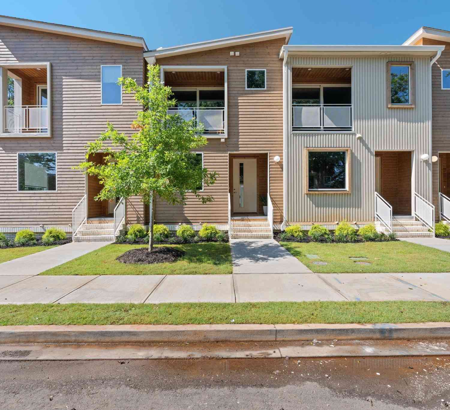 Townhouse For Sale - 15 Griffin<br/> Greenville, SC 29601
