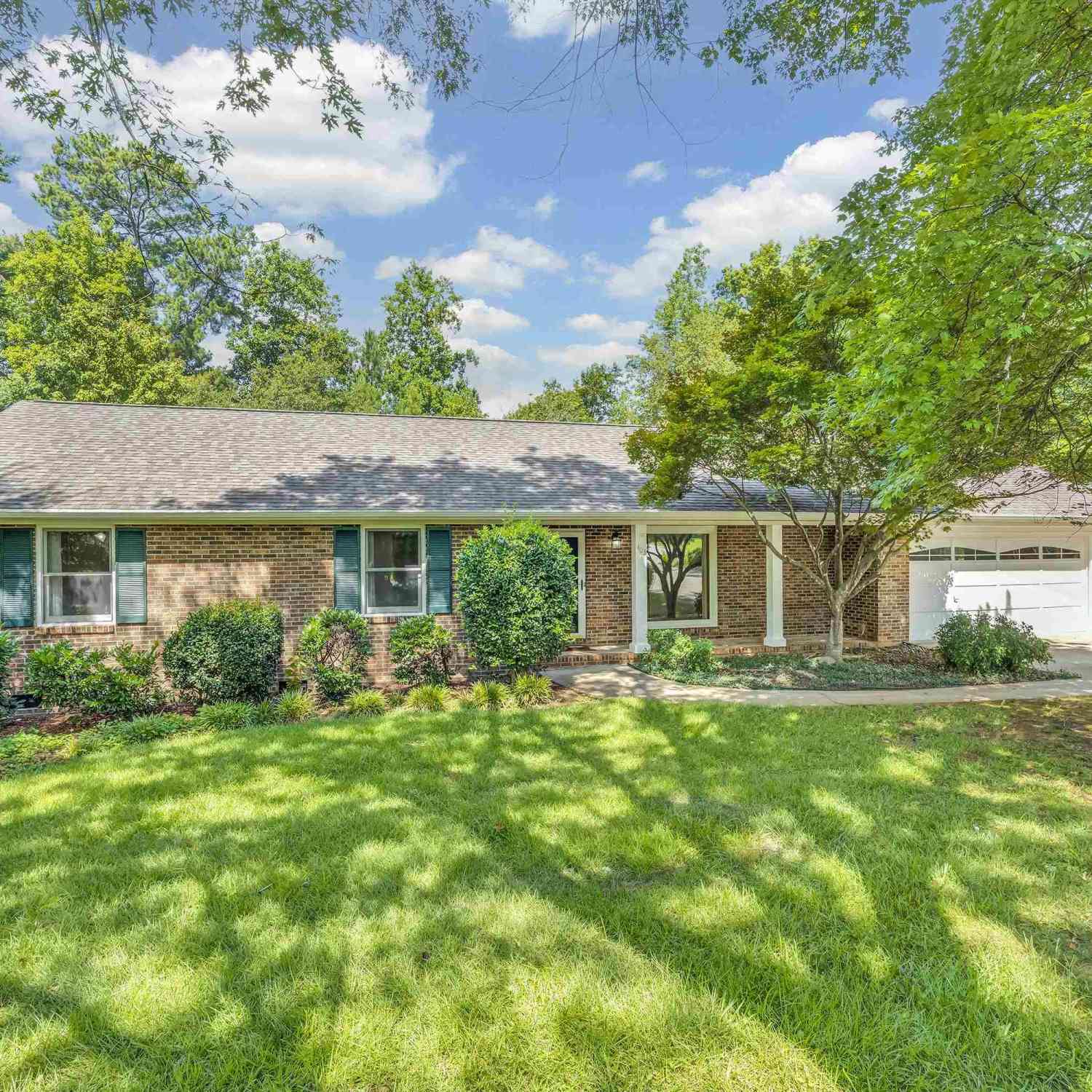 Homes For Sale - 403 Harness<br/> Greenville County, Simpsonville, SC 29681