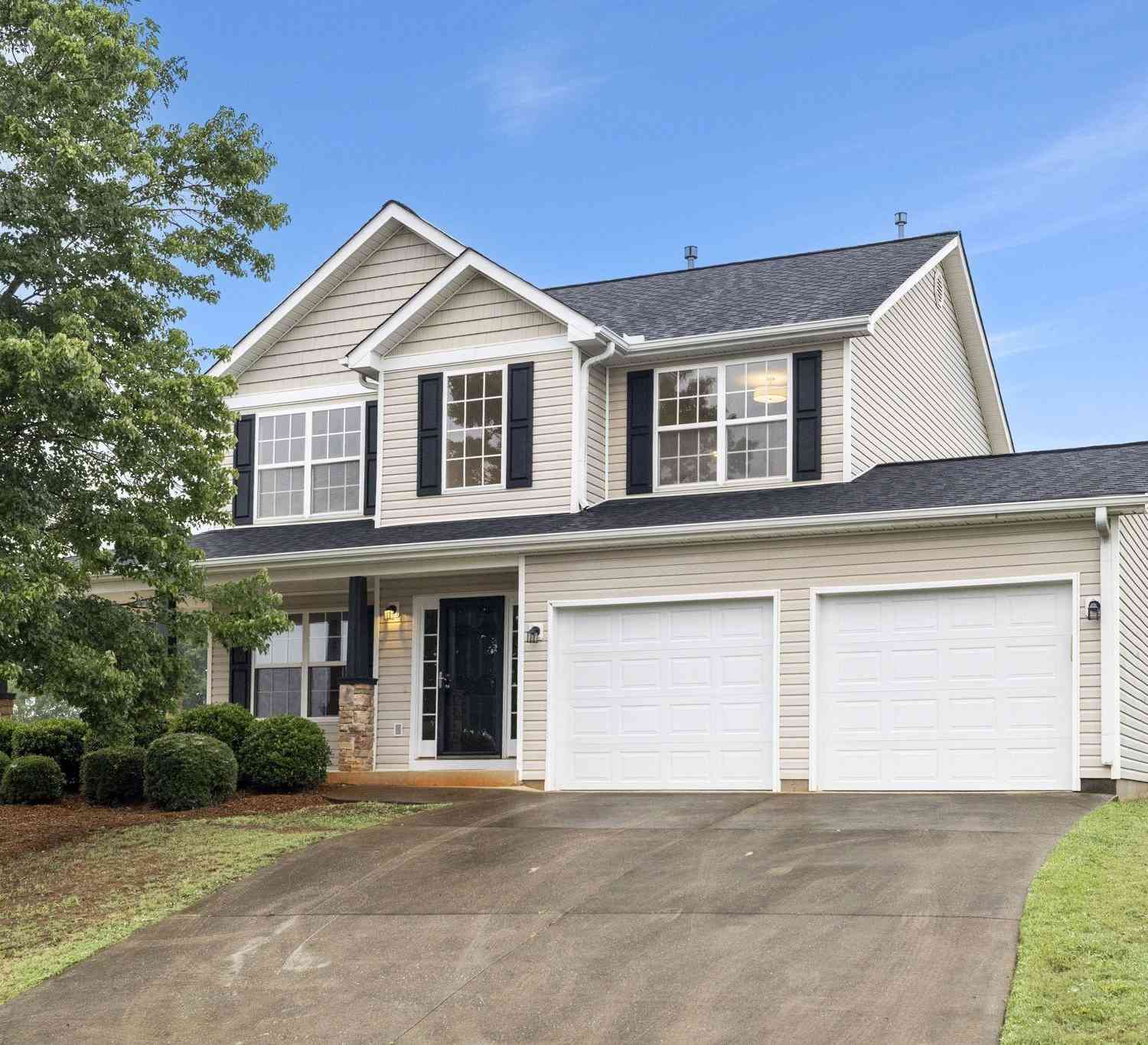 Homes For Sale - 110 Twinflower<br/> Taylors, SC 29687