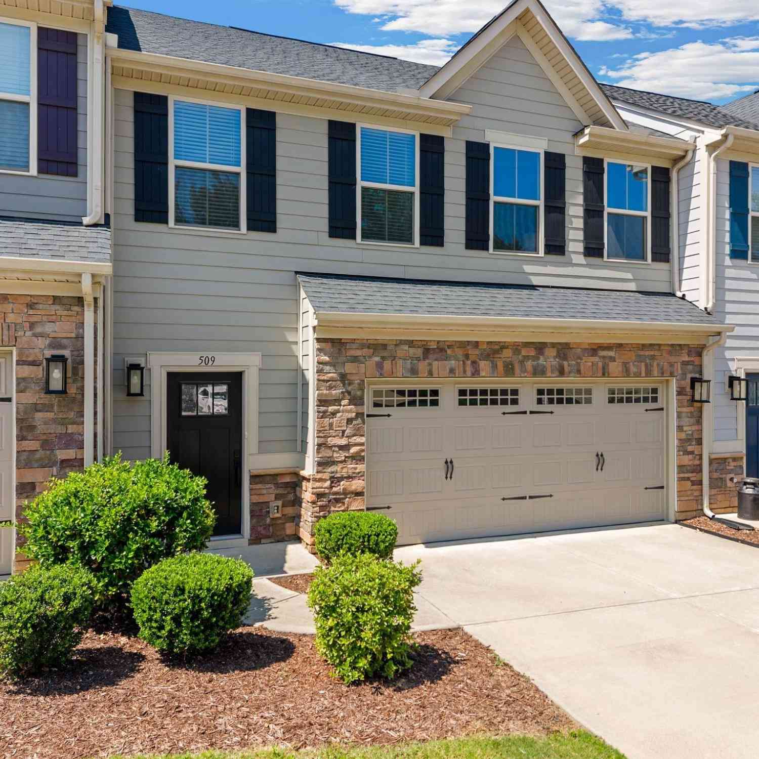 Townhouse For Sale - 509 Martin Creek<br/> Simpsonville, SC 29680