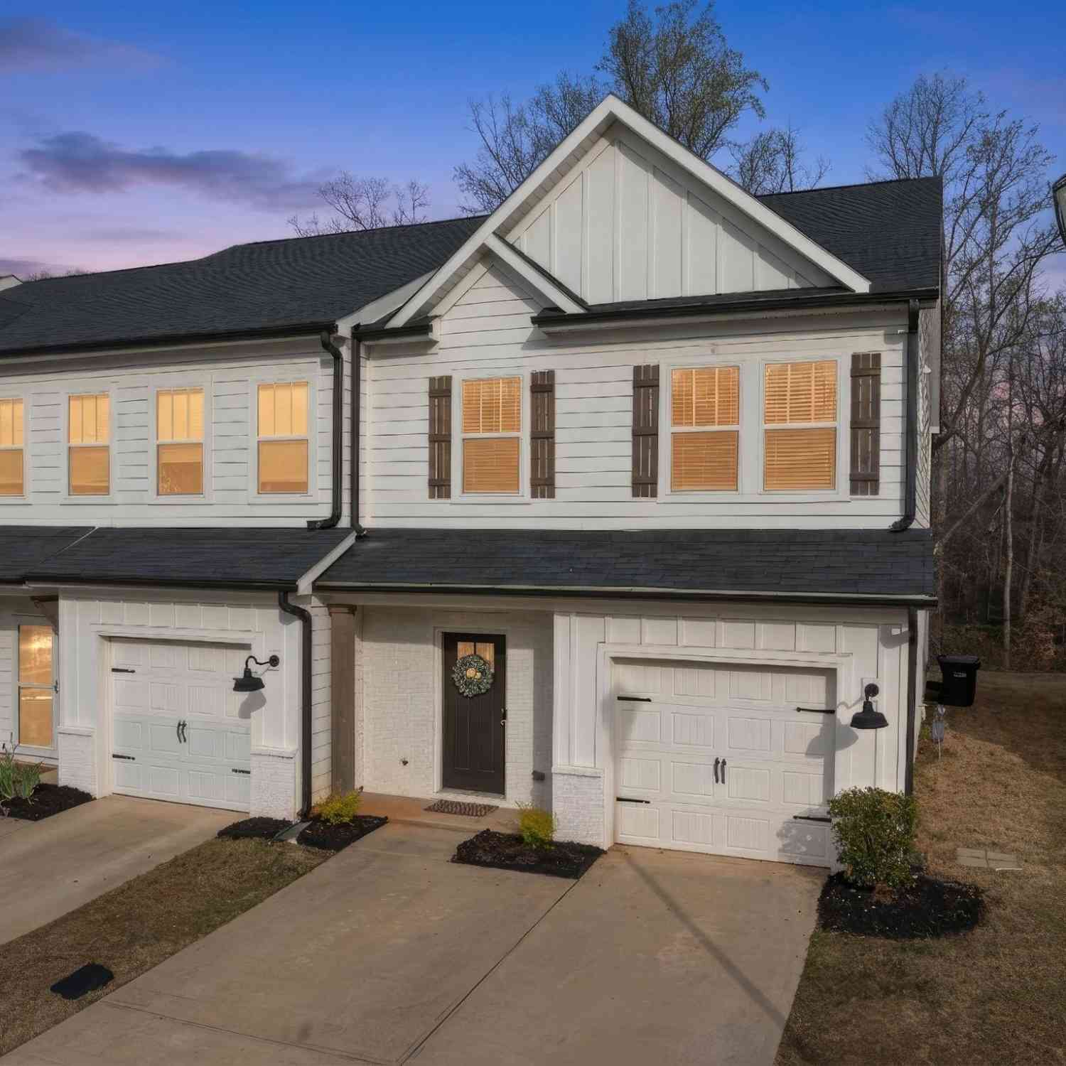 Townhouse For Sale - 100 Grey Oak<br/> Greer, SC 29650