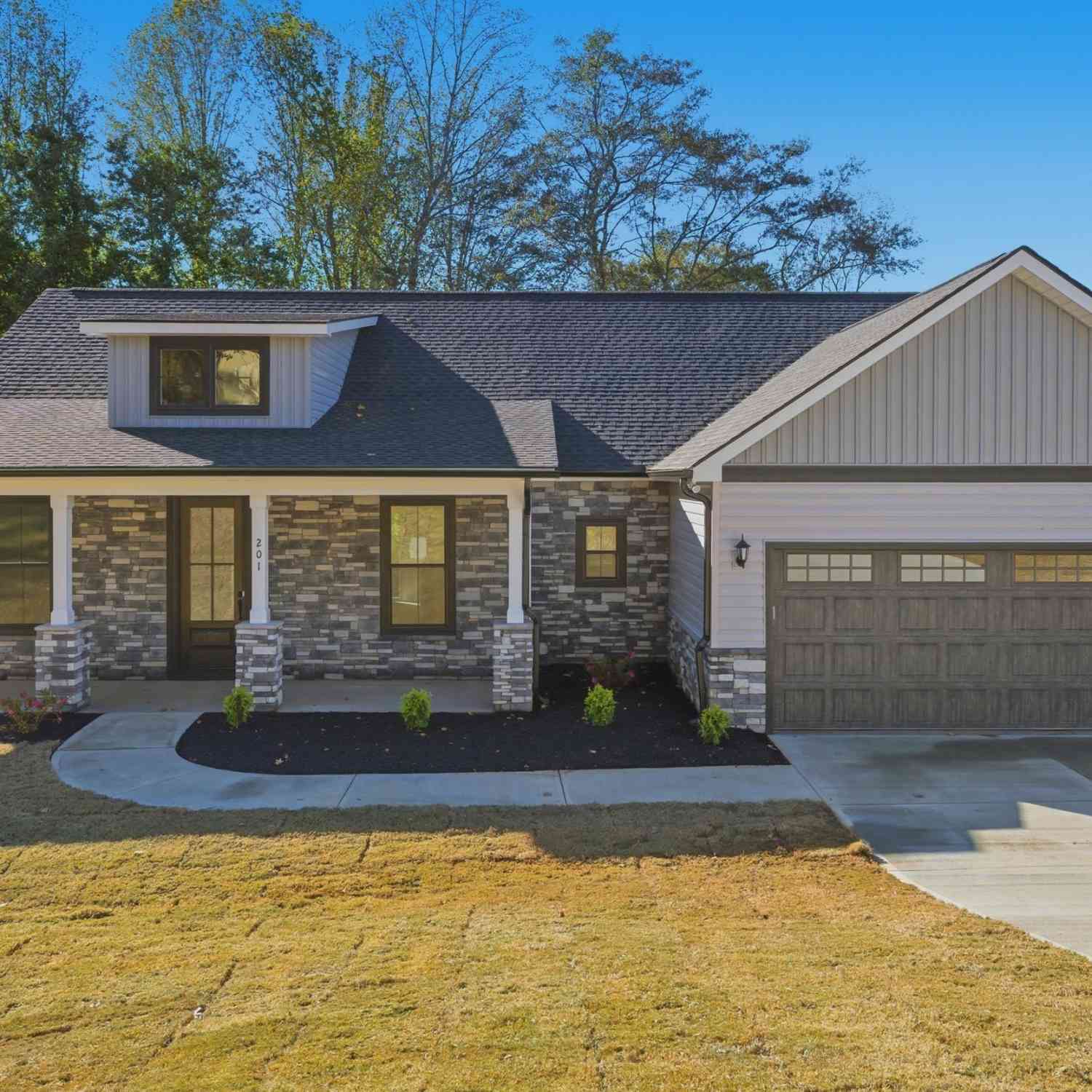 Homes For Sale - 201 Tubbs Mountain<br/> Travelers Rest, SC 29690