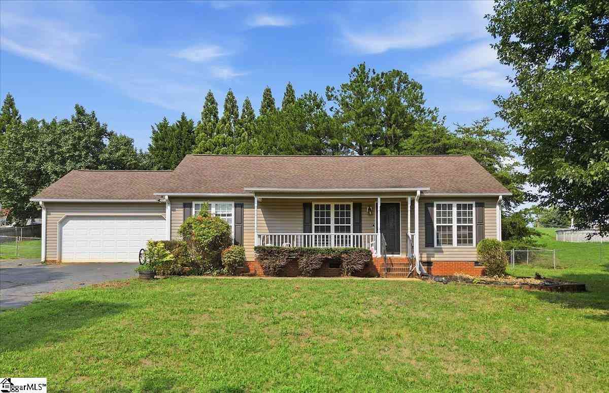 Homes For Sale - 113 Beaver Creek<br/> Chesnee, SC 29323