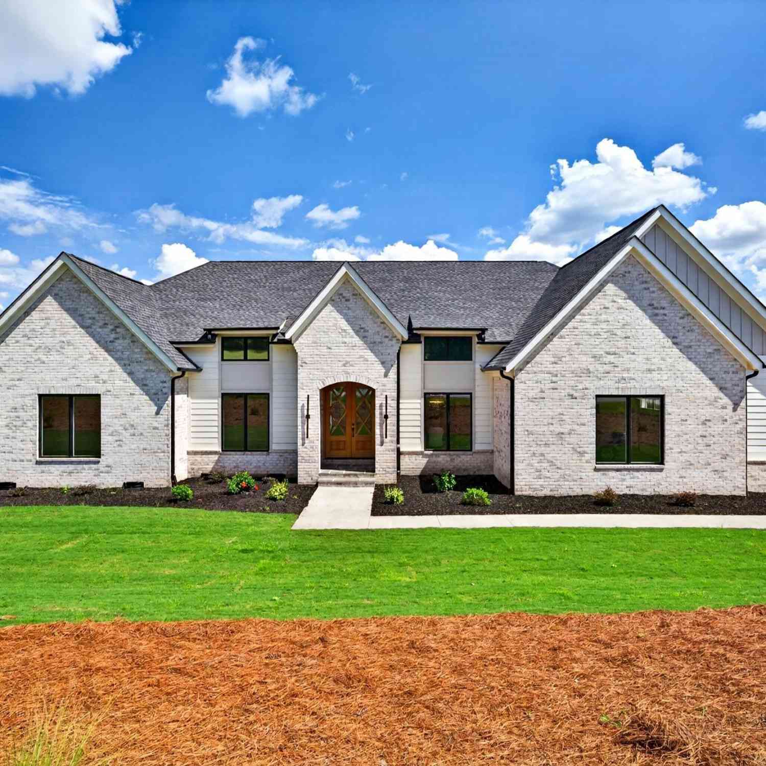 Homes For Sale - 91 S Bates<br/> Greenville County, Taylors, SC 29687