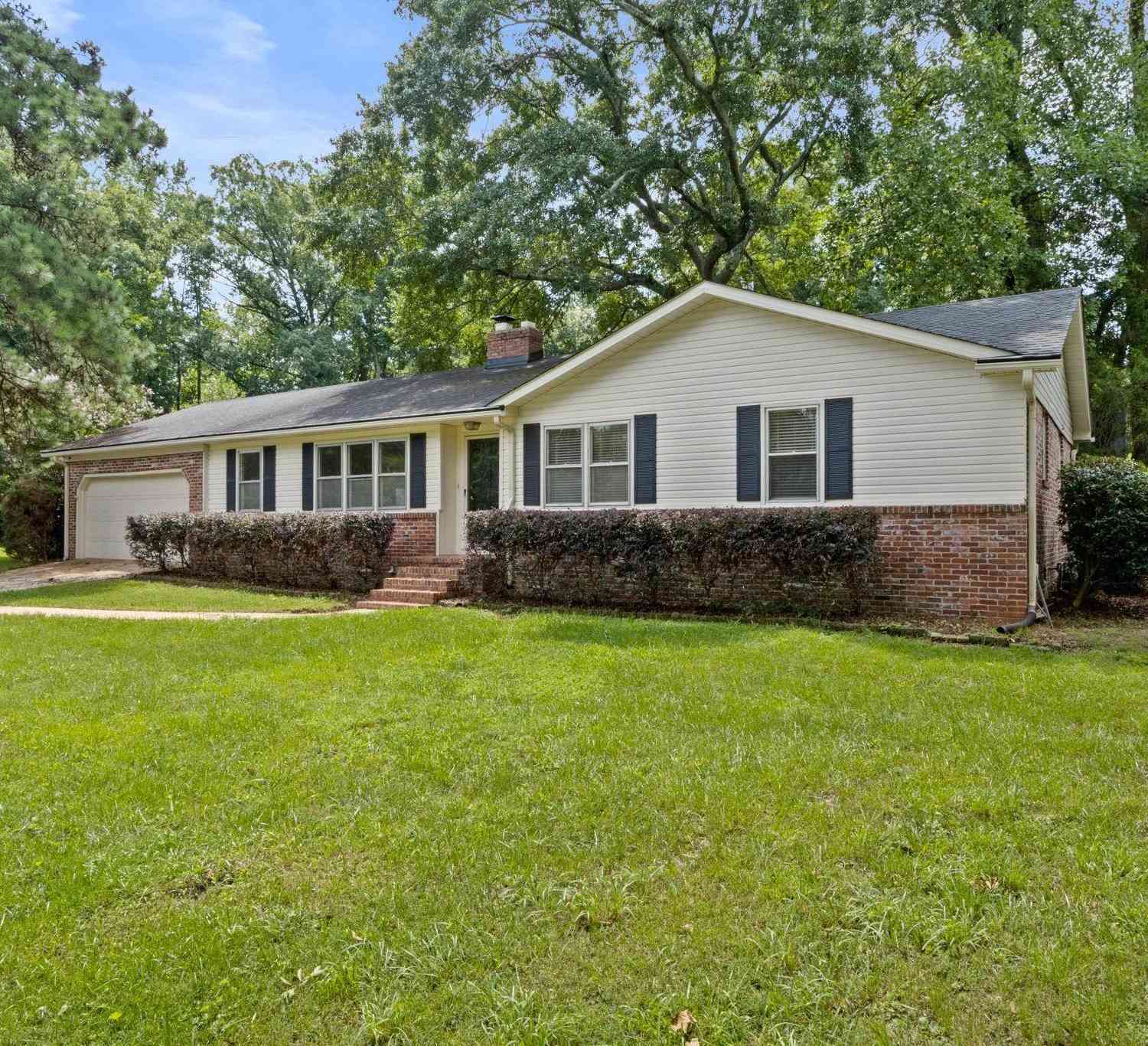 Homes For Sale - 128 Colvin<br/> Greenville, SC 29615