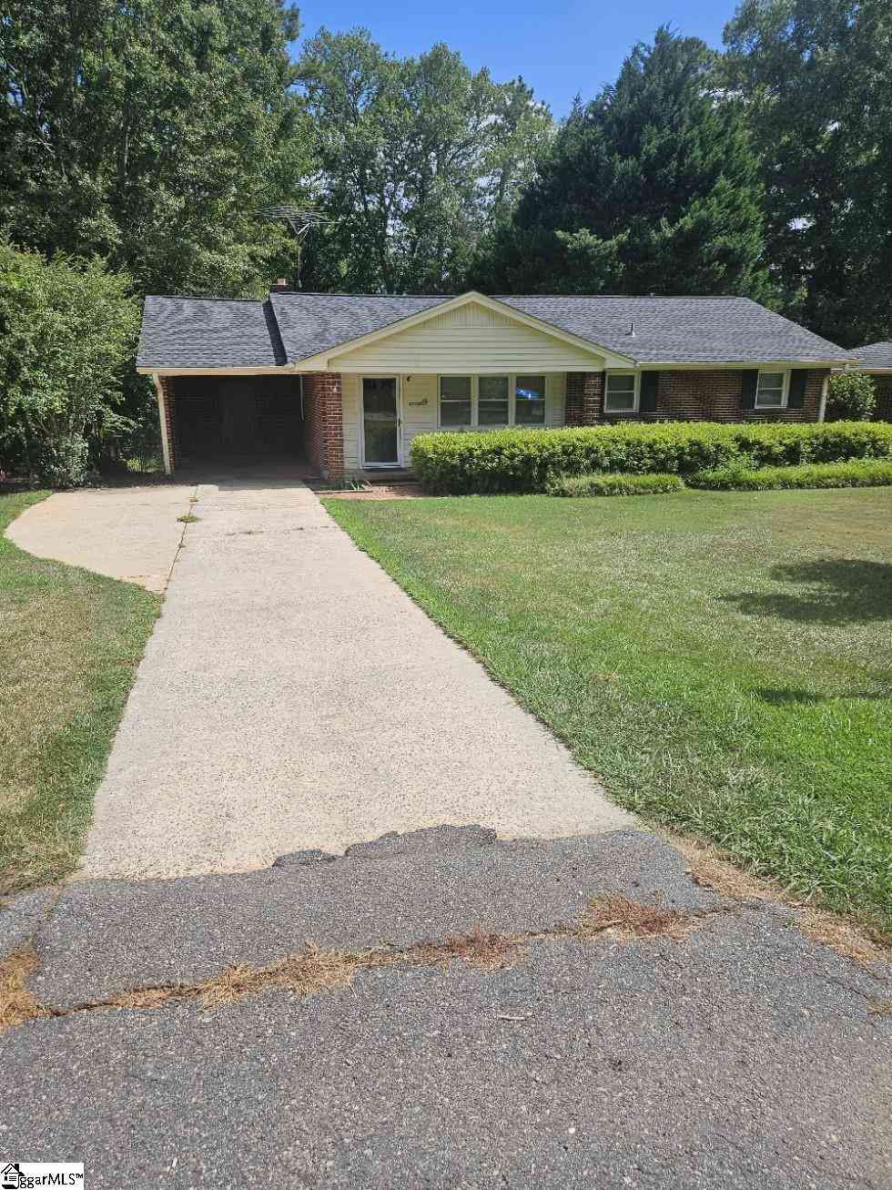 Homes For Sale - 513 W Fredericks<br/> Anderson County, Anderson, SC 29625