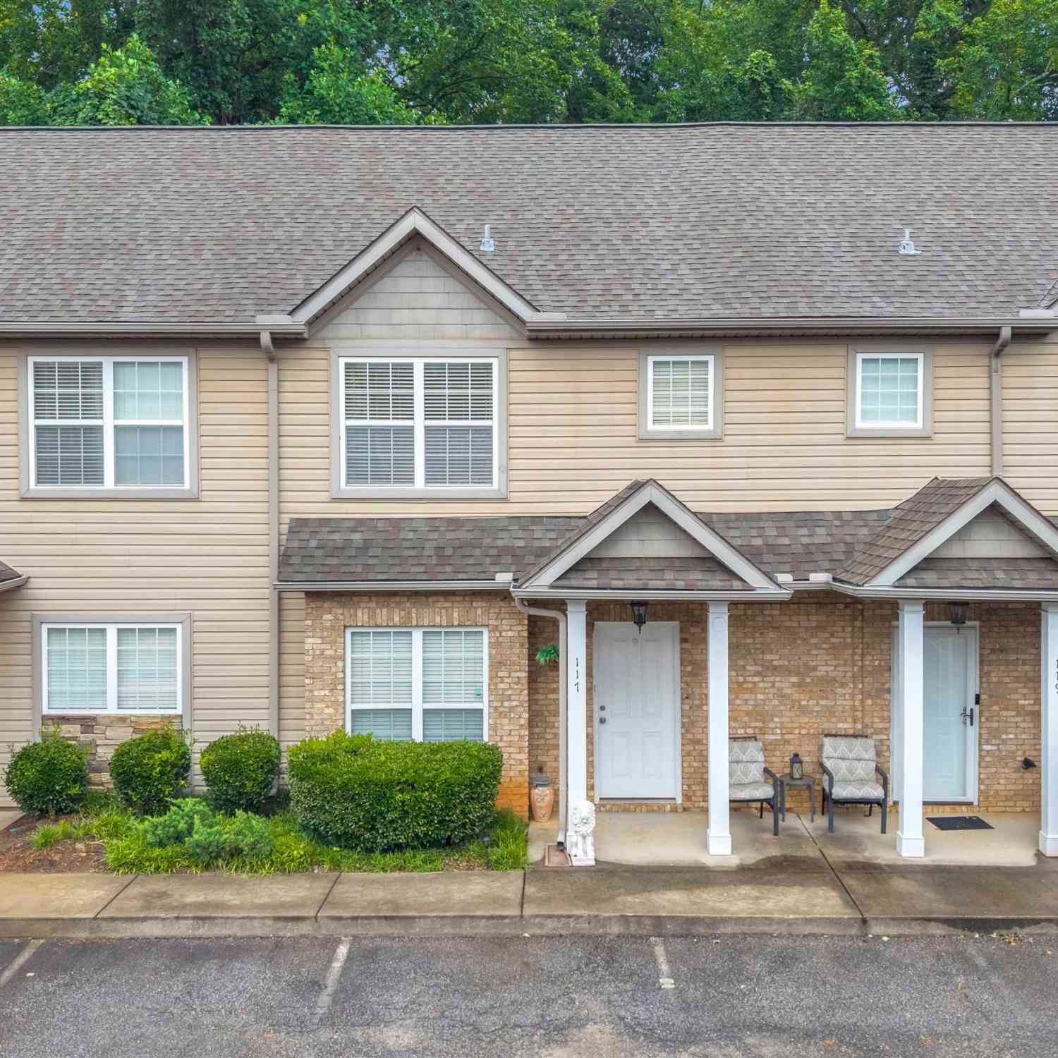 Townhouse For Sale - 117 Bankside<br/> Greenville County, Greenville, SC 29609