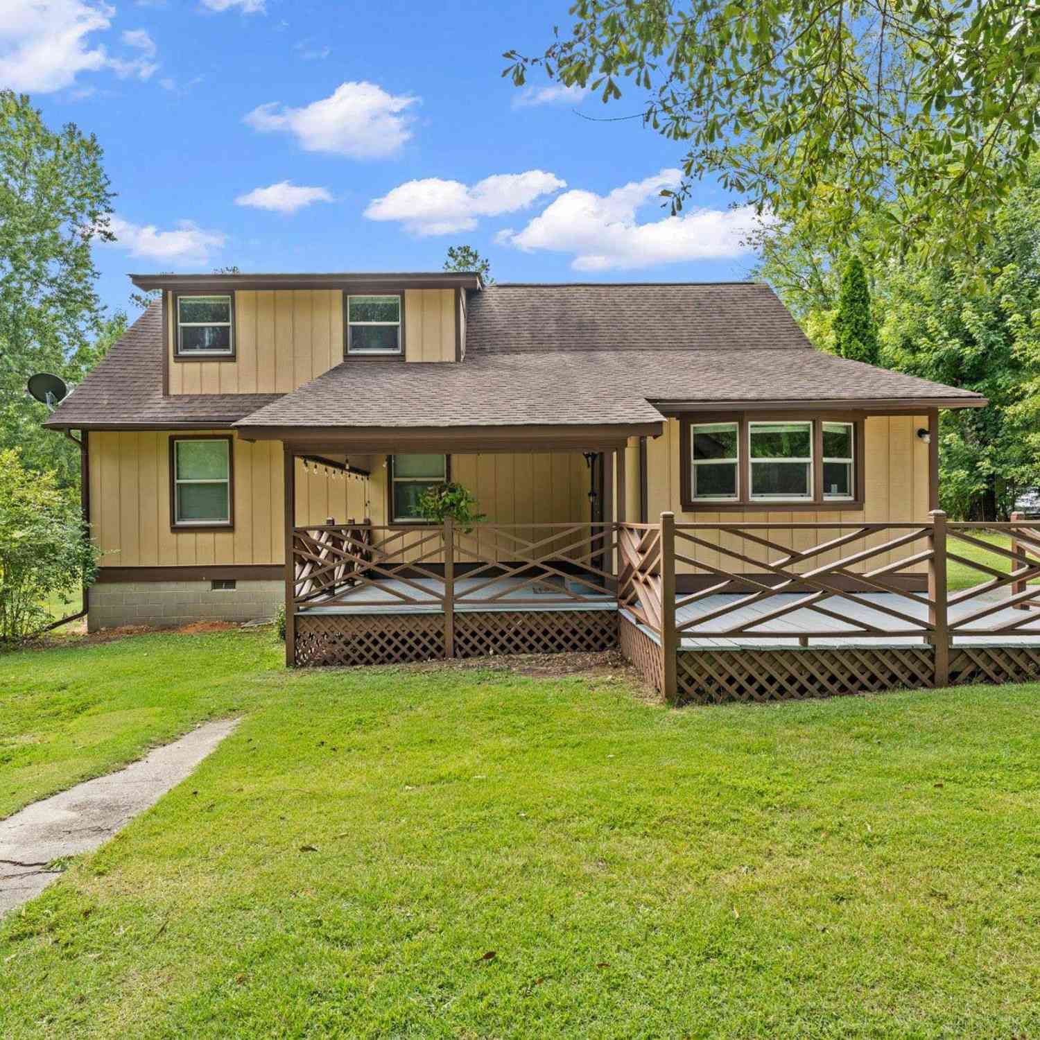 Homes For Sale - 167 Willis<br/> Laurens County, Fountain Inn, SC 29644