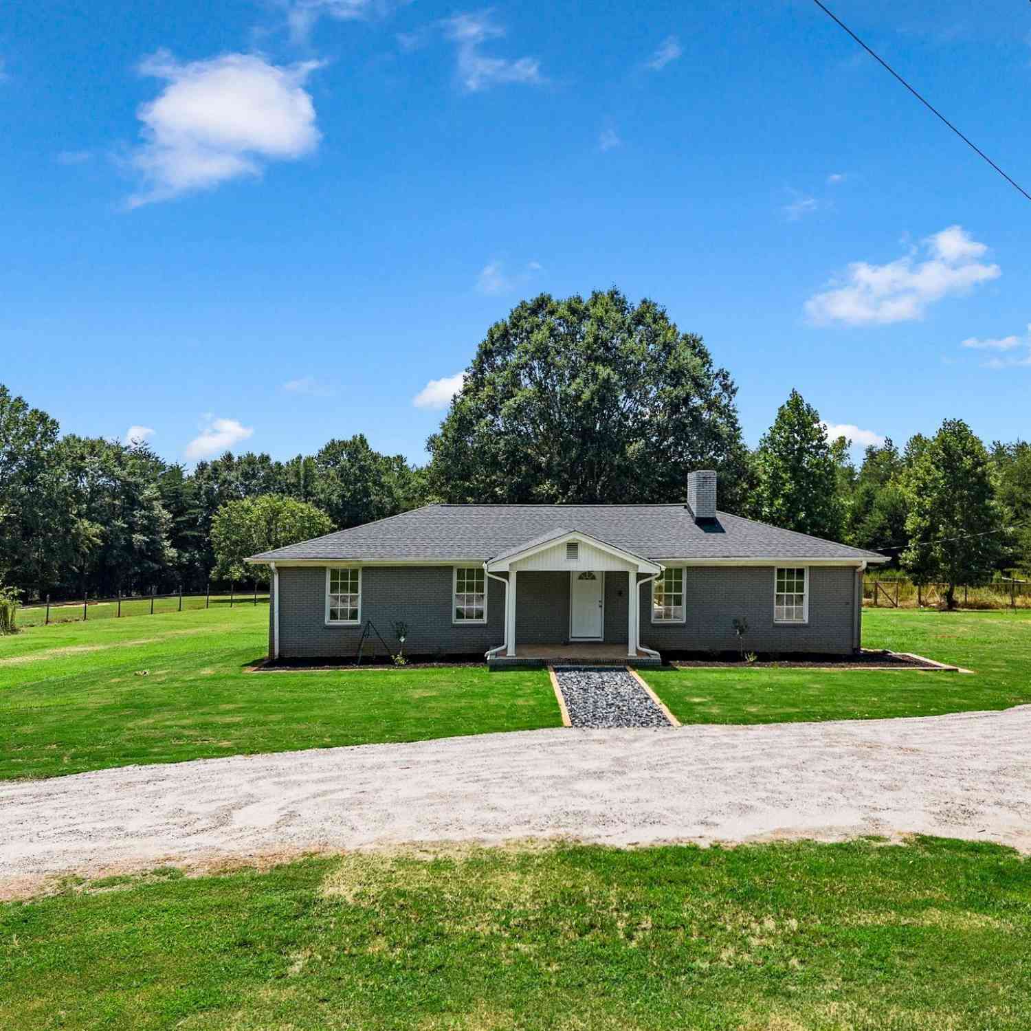 Homes For Sale - 241 Jordan Creek<br/> Inman, SC 29349