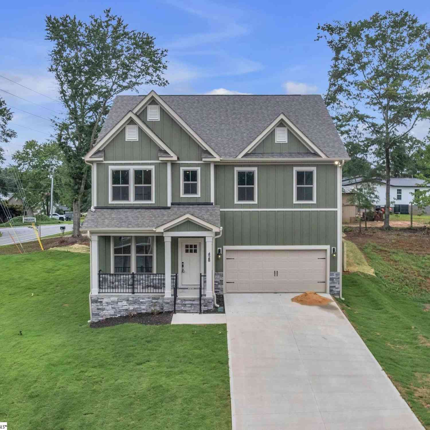 Homes For Sale - 428 Wildflower<br/> Pickens County, Easley, SC 29642