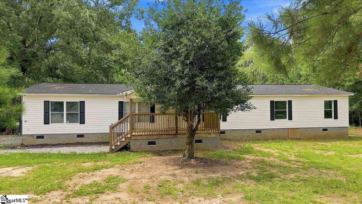 Mobile Home For Sale - 261 Coleman<br/> Clinton, SC 29325