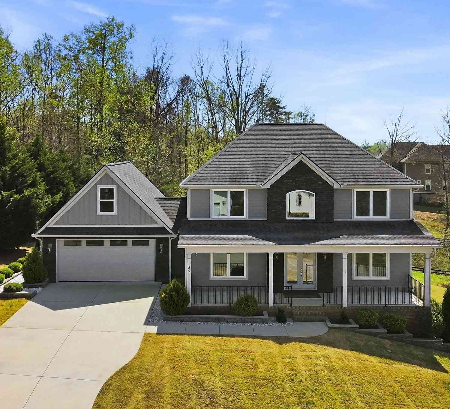 Homes For Sale - 25 Setting Sun<br/> Travelers Rest, SC 29690
