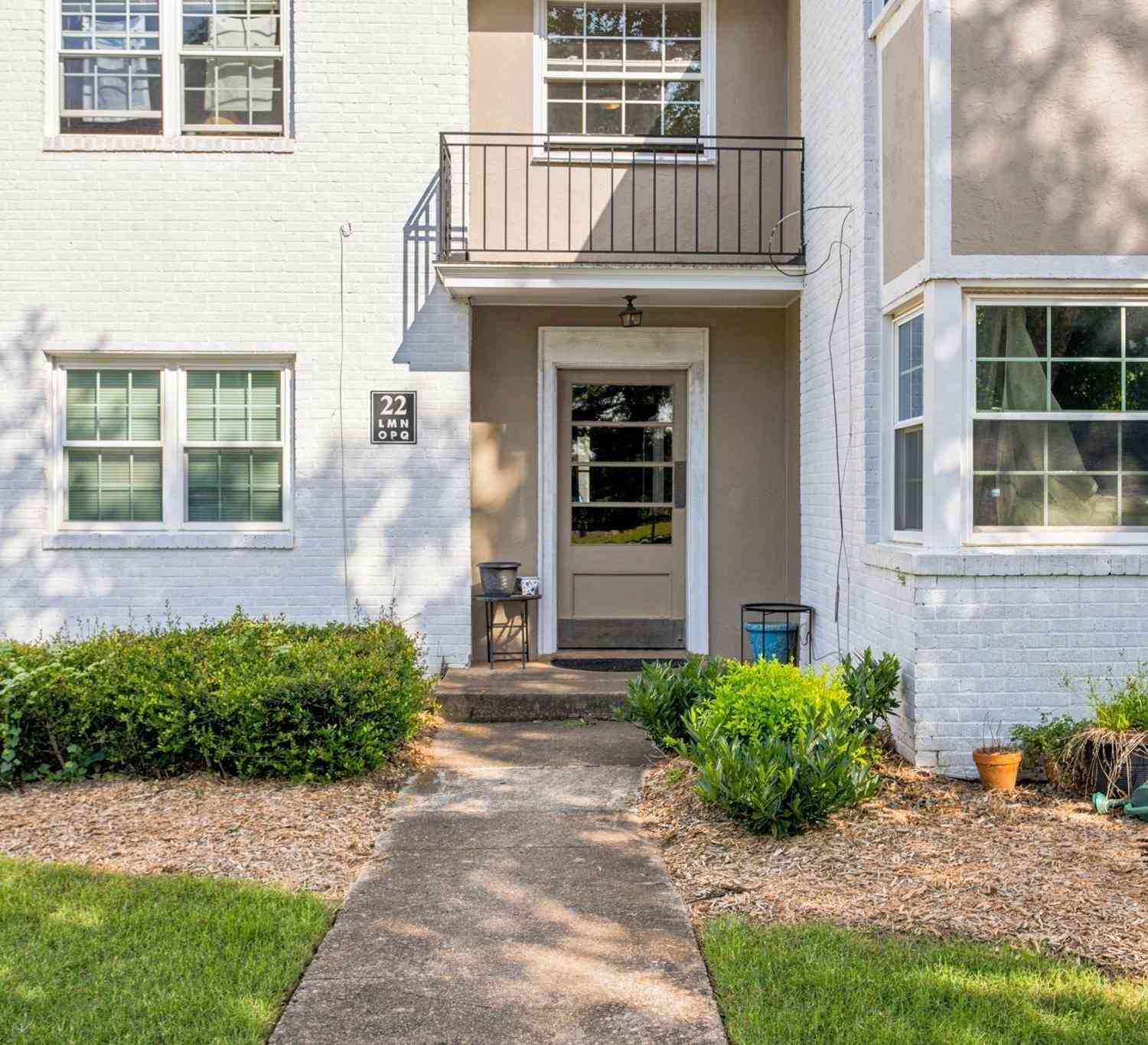 Condo For Sale - 100 Lewis<br/> Greenville, SC 29605