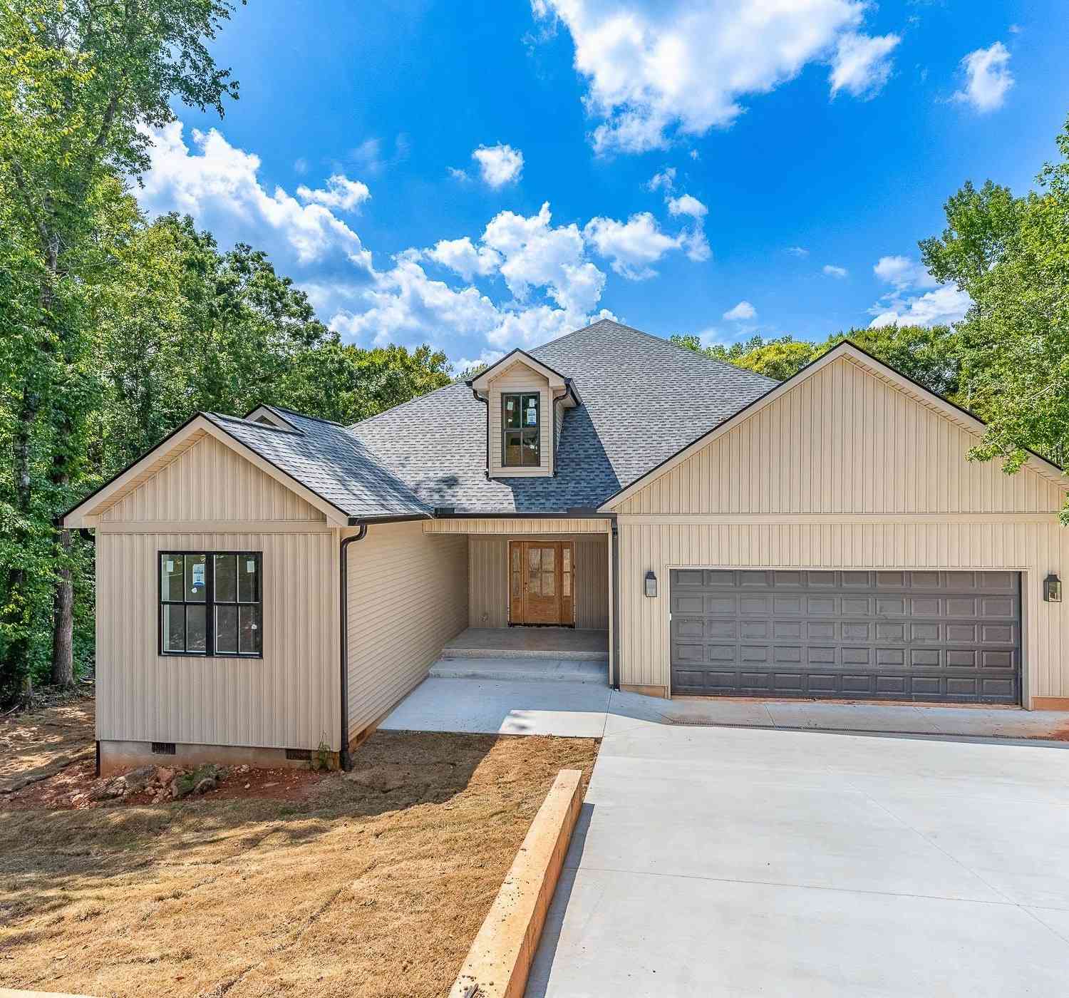 Homes For Sale - 221 Saddle Creek<br/> Greer, SC 29651