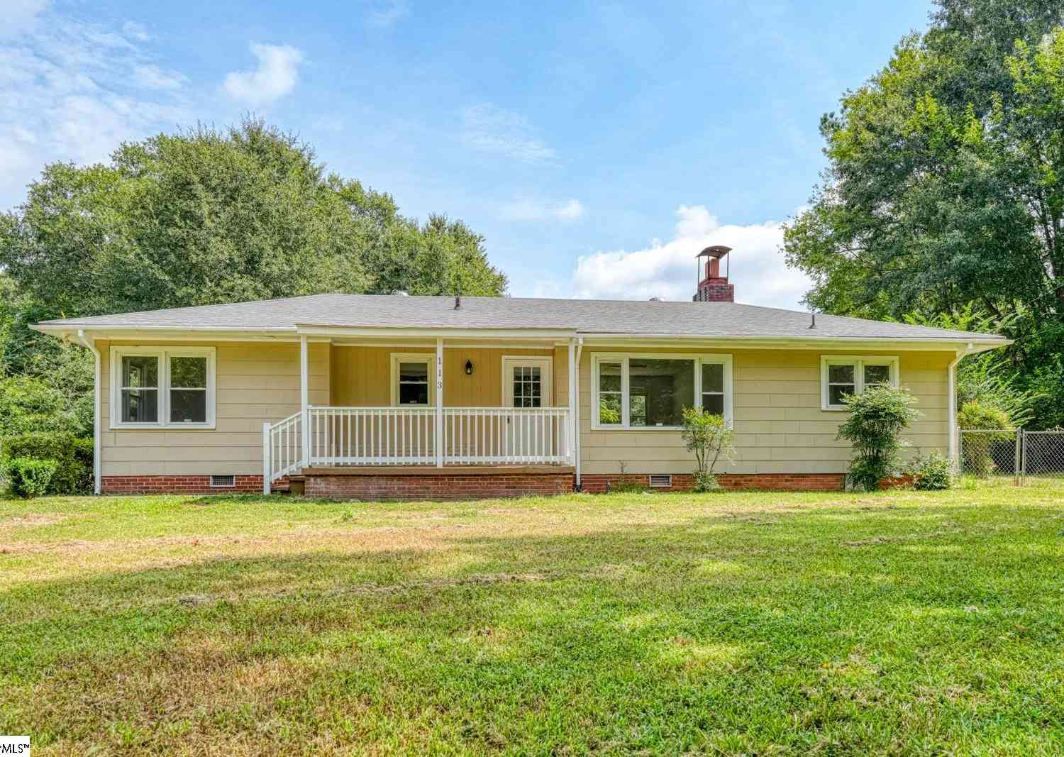Homes For Sale - 113 Merle<br/> Spartanburg, SC 29307