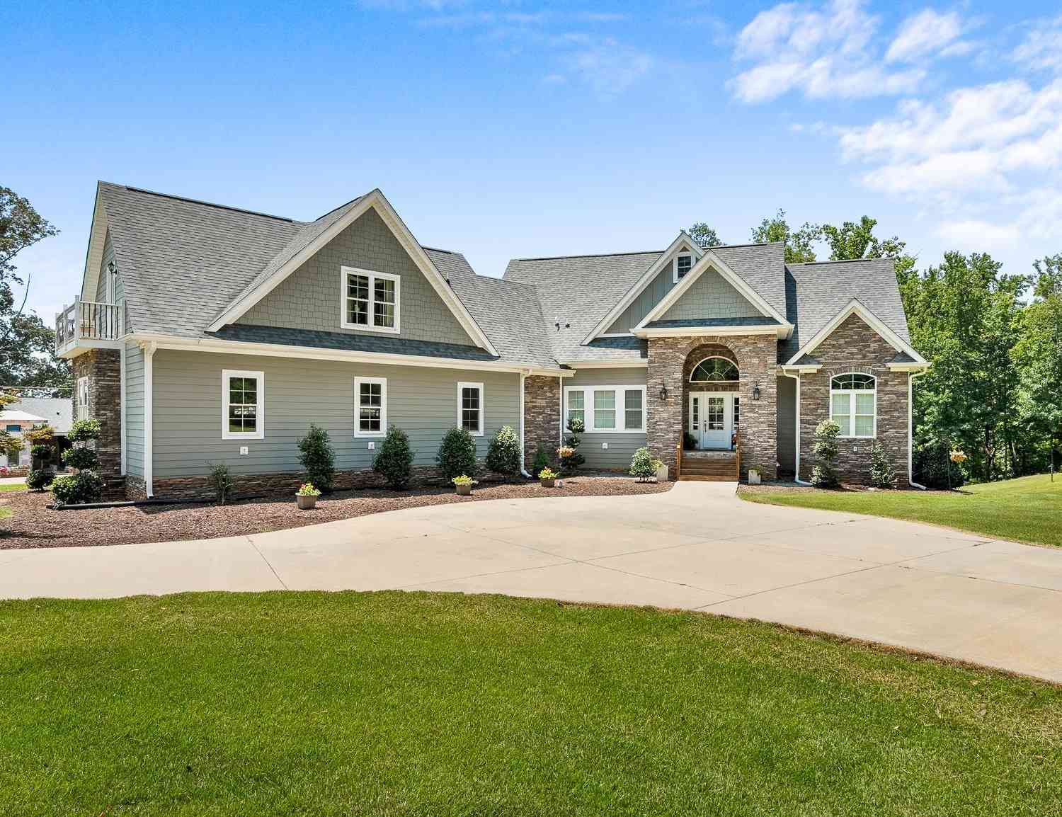 Homes For Sale - 206 James Hare<br/> Anderson, SC 29626