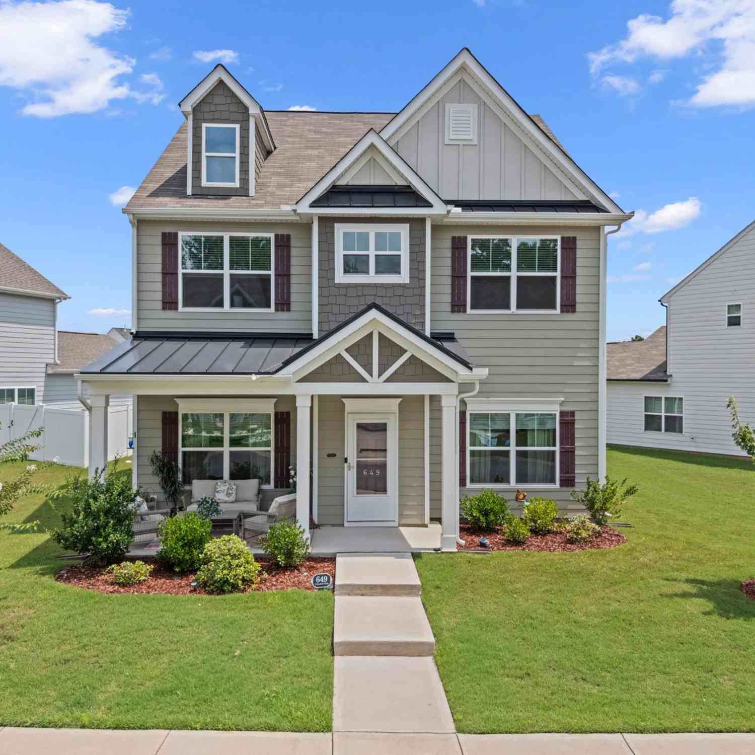 Homes For Sale - 649 Columbus<br/> Simpsonville, SC 29680