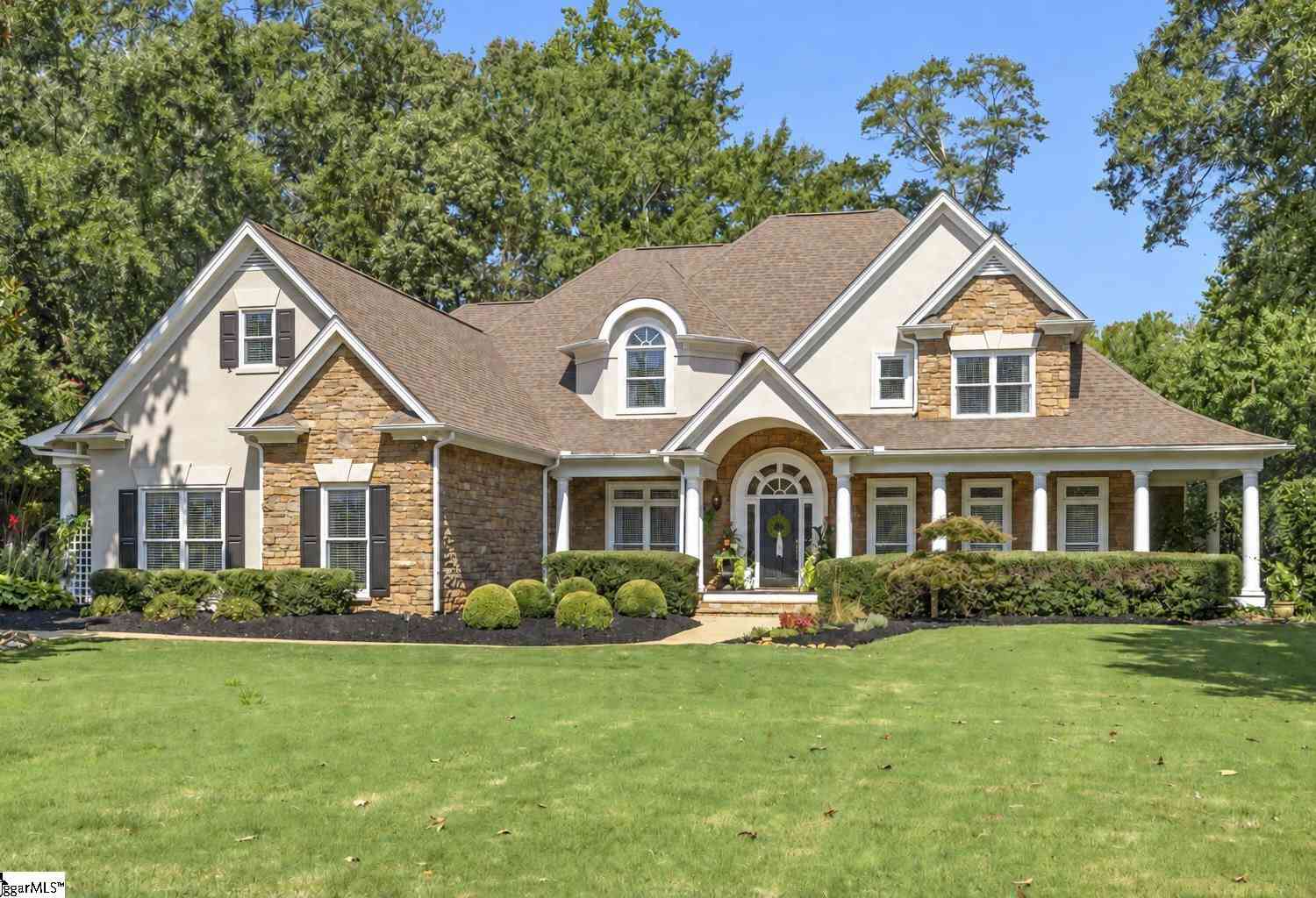 Homes For Sale - 102 Powers Garden<br/> Simpsonville, SC 29681