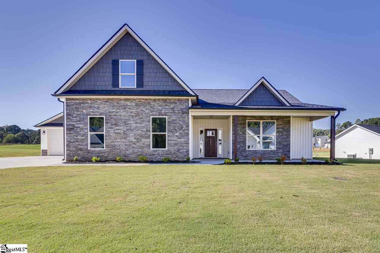Homes For Sale - 106 Old Glory<br/> Pickens, SC 29671