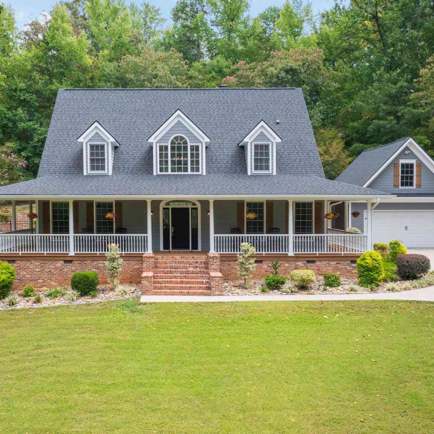 Homes For Sale - 320 Watson<br/> Easley, SC 29642