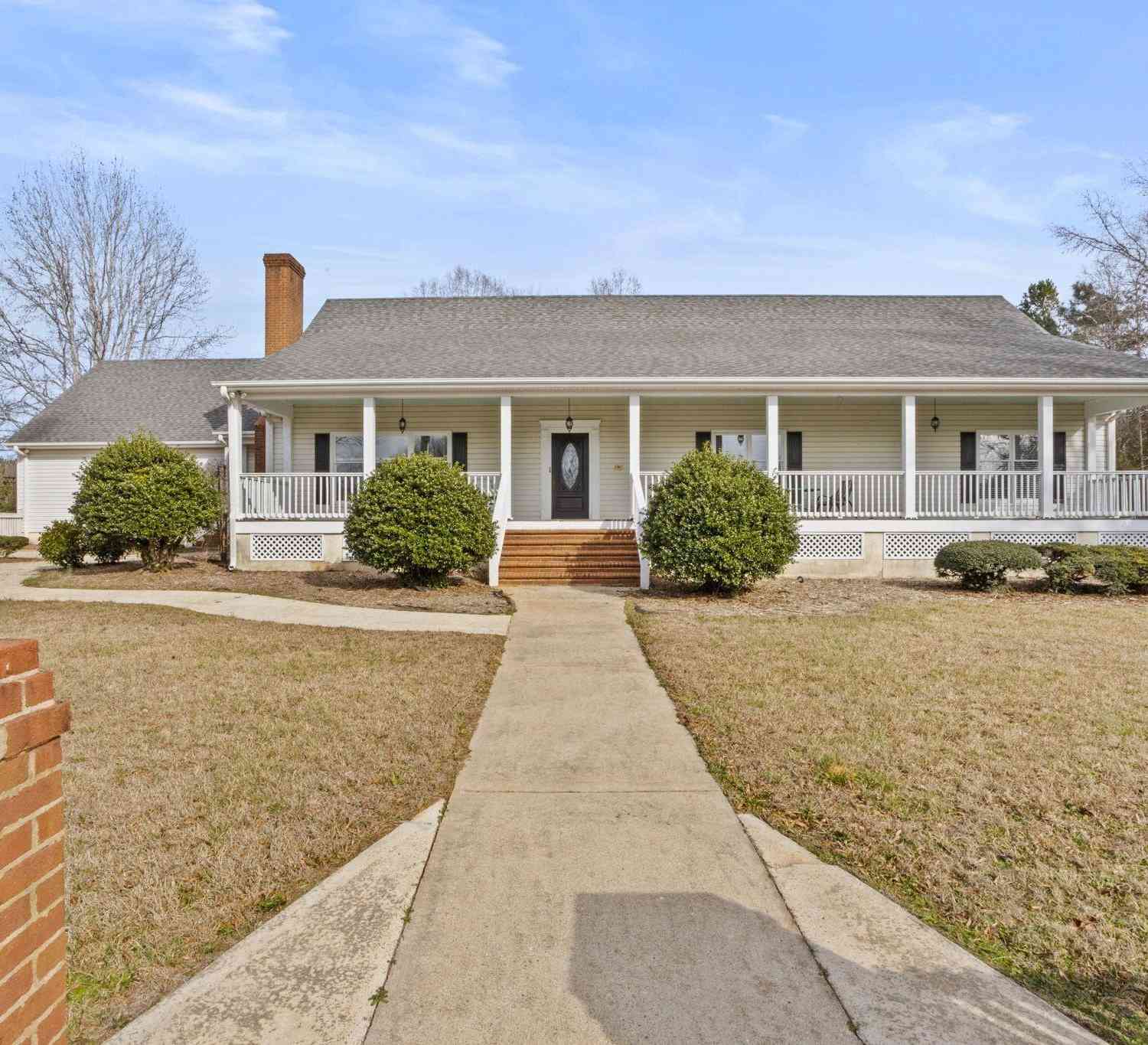 Homes For Sale - 414 Giggle<br/> Laurens, SC 29360