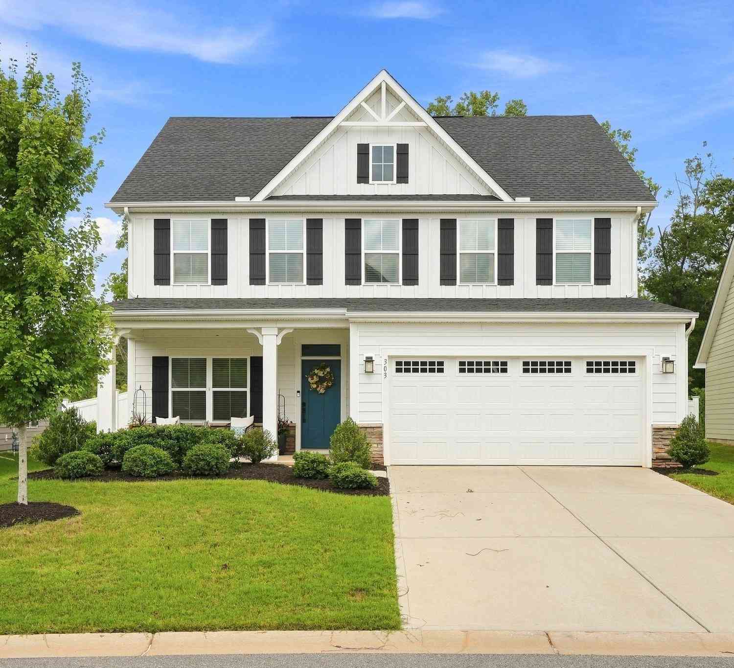 Homes For Sale - 303 Wyandot<br/> Greenville, SC 29607