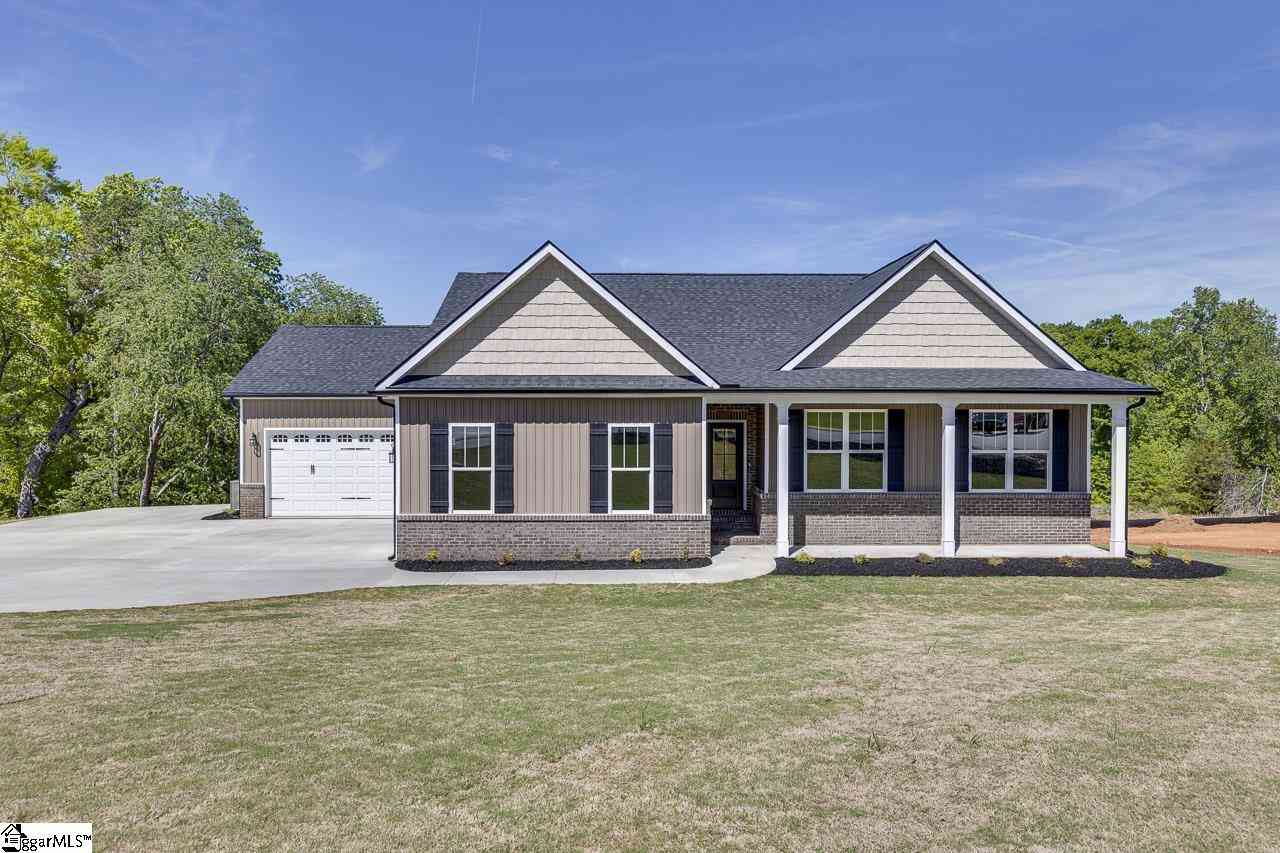 Homes For Sale - 102 Powell<br/> Easley, SC 29640