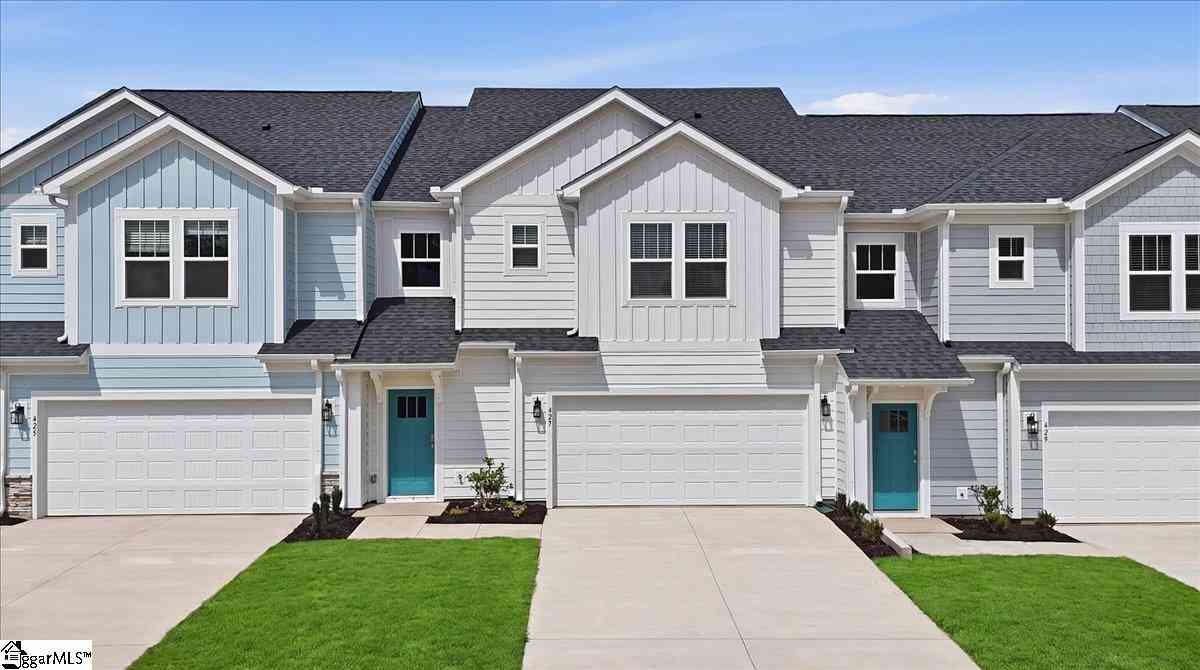 Townhouse For Sale - 427 Crestcreek<br/> Anderson, SC 29621