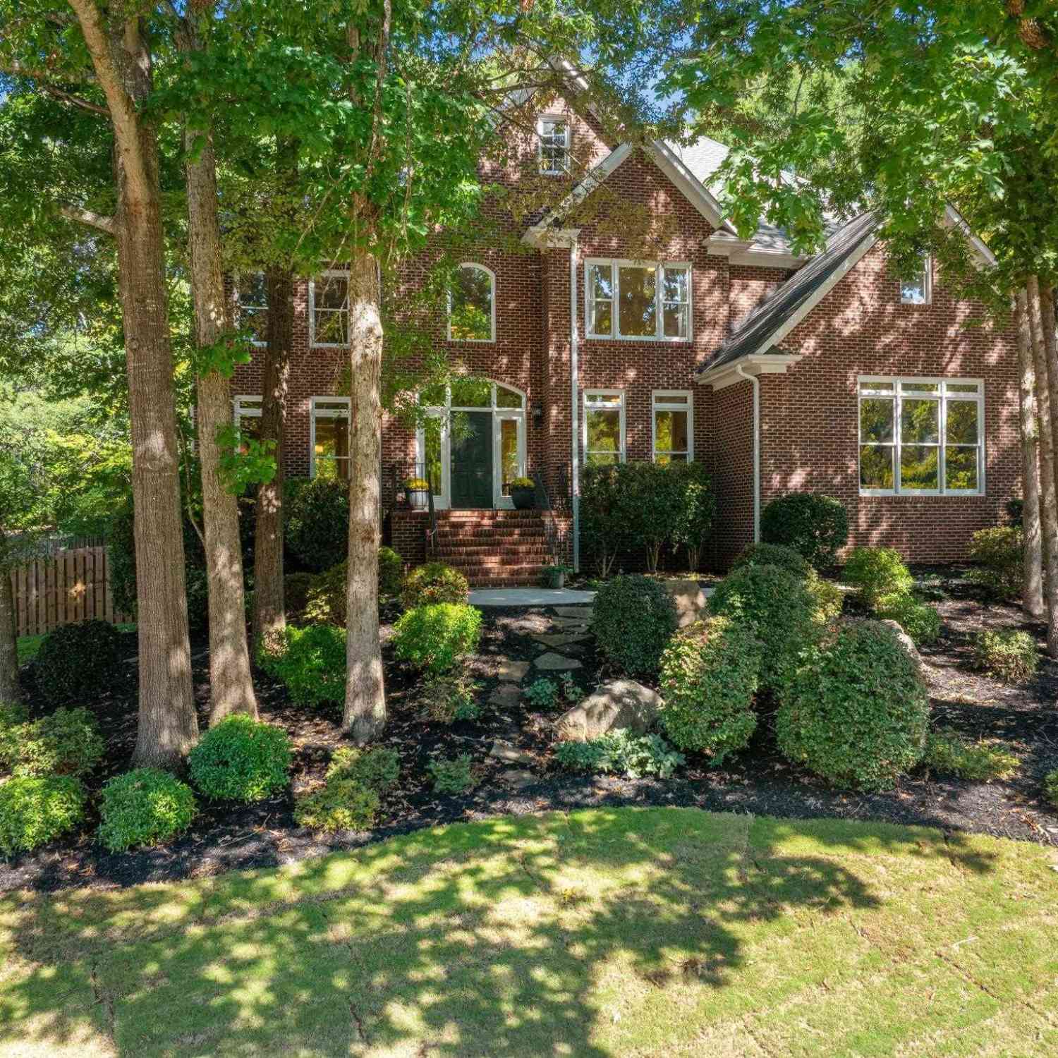 Homes For Sale - 23 Springhaven<br/> Simpsonville, SC 29681