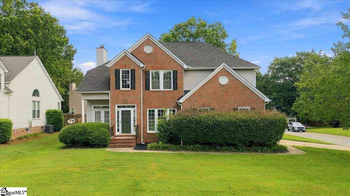 Homes For Sale - 311 S Orchard Farms<br/> Simpsonville, SC 29681