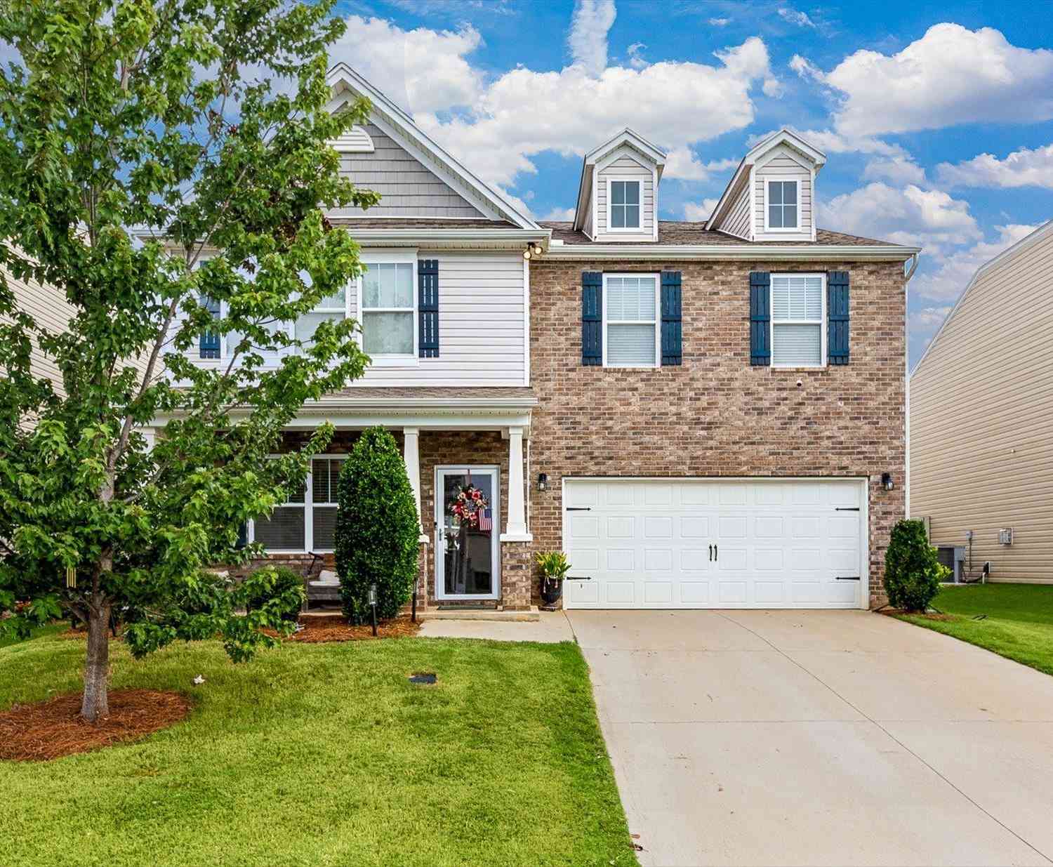 Homes For Sale - 116 Preservation<br/> Greer, SC 29650