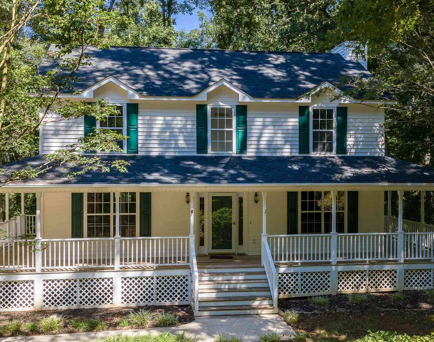 Homes For Sale - 104 Woody<br/> Easley, SC 29640