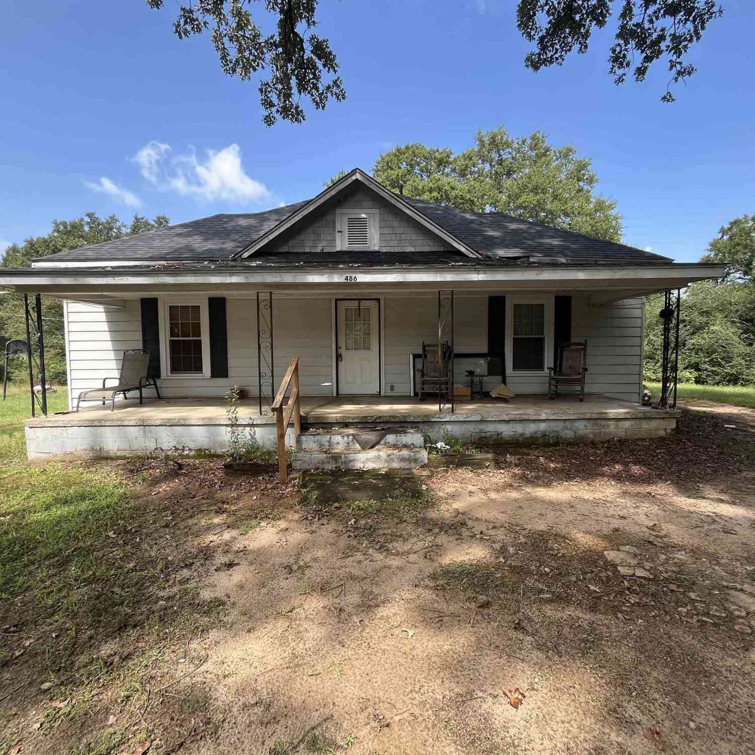 Homes For Sale - 486 Scott<br/> Honea Path, SC 29654