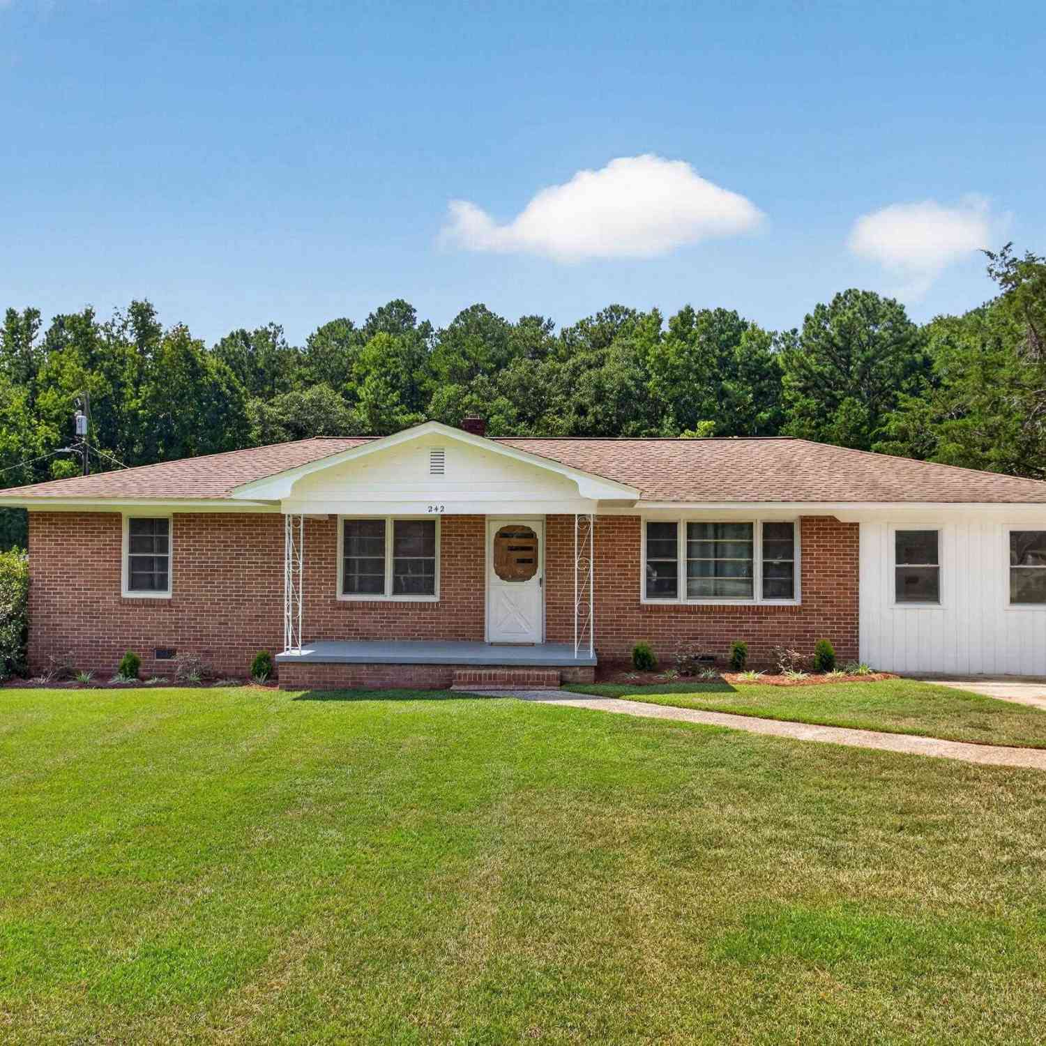 Homes For Sale - 242 Sherwood<br/> Belton, SC 29627