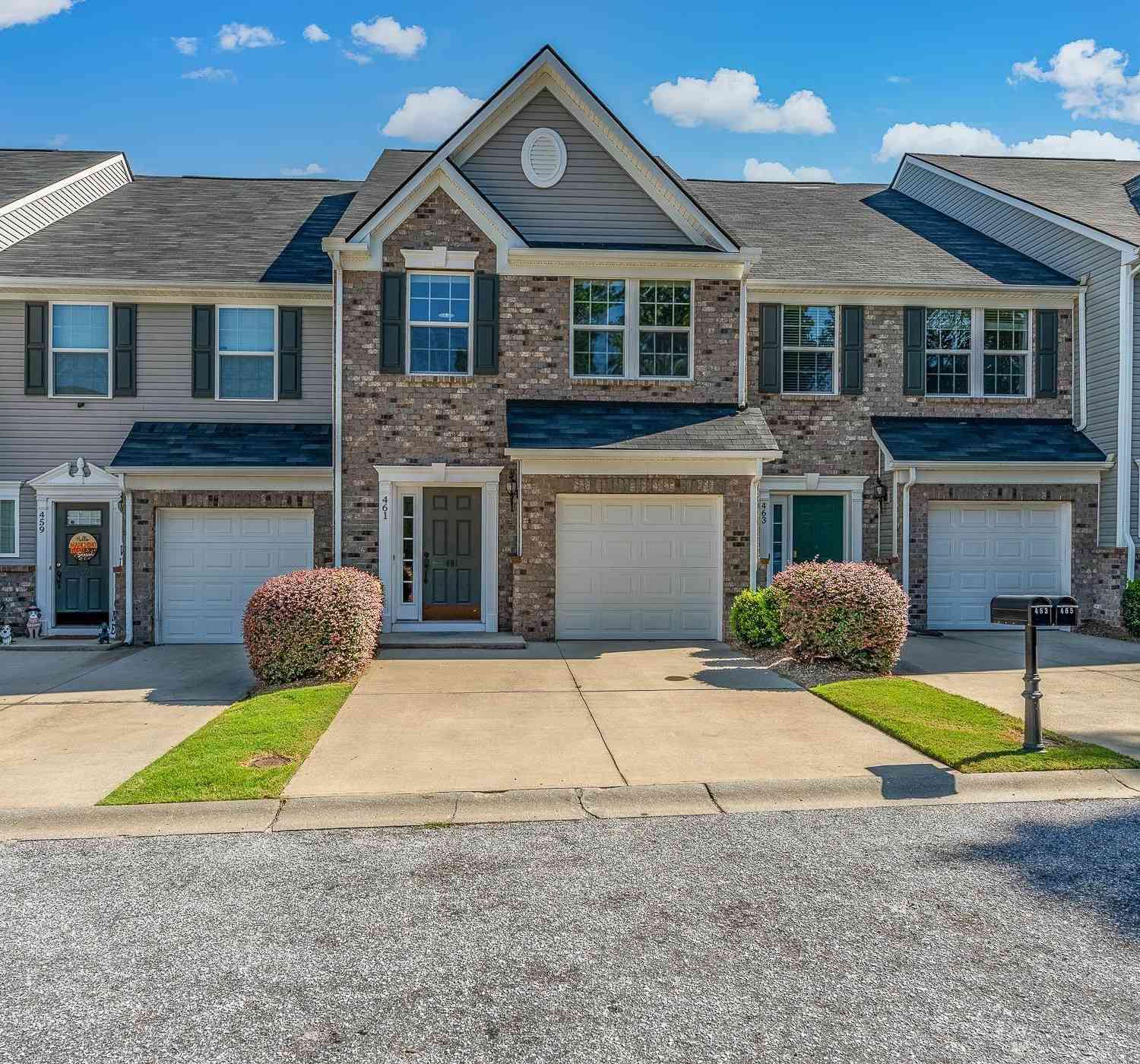 Townhouse For Sale - 461 Christiane<br/> Greenville, SC 29607