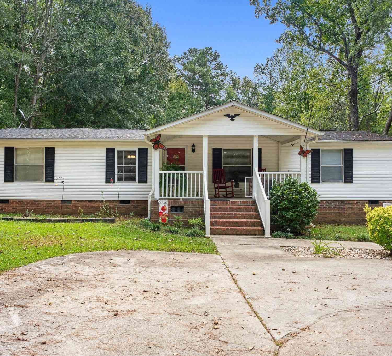 Mobile Home For Sale - 695 Miller<br/> Woodruff, SC 29388