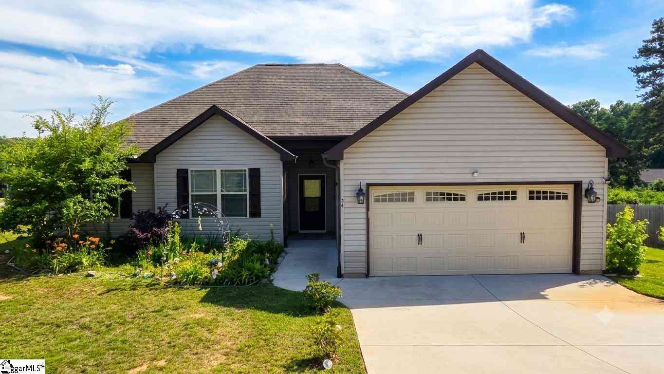 Homes For Sale - 34 Montgomery<br/> Lyman, SC 29365