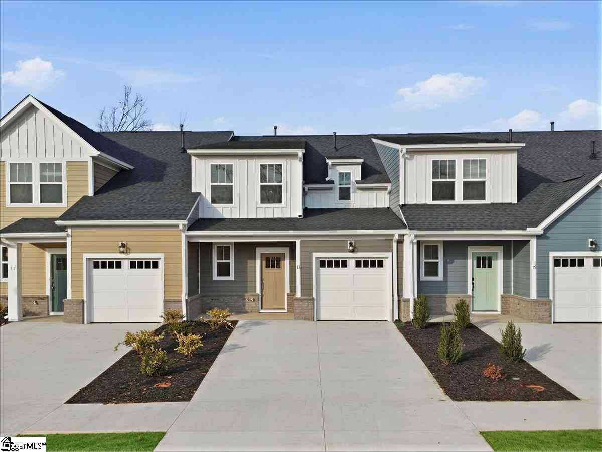 Townhouse For Sale - 13 Thurlow<br/> Greenville, SC 29615