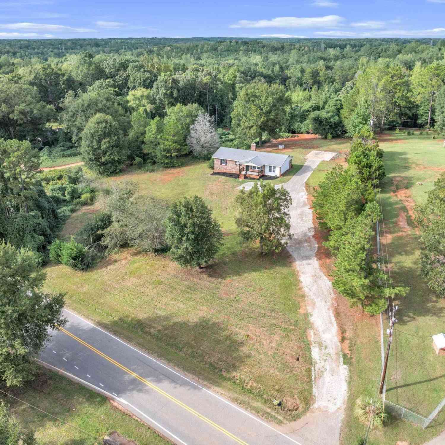Homes For Sale - 819 Beech Springs<br/> Pelzer, SC 29669