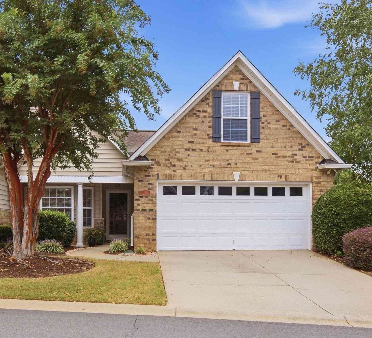 Townhouse For Sale - 120 Pelham Springs<br/> Greenville County, Greenville, SC 29615