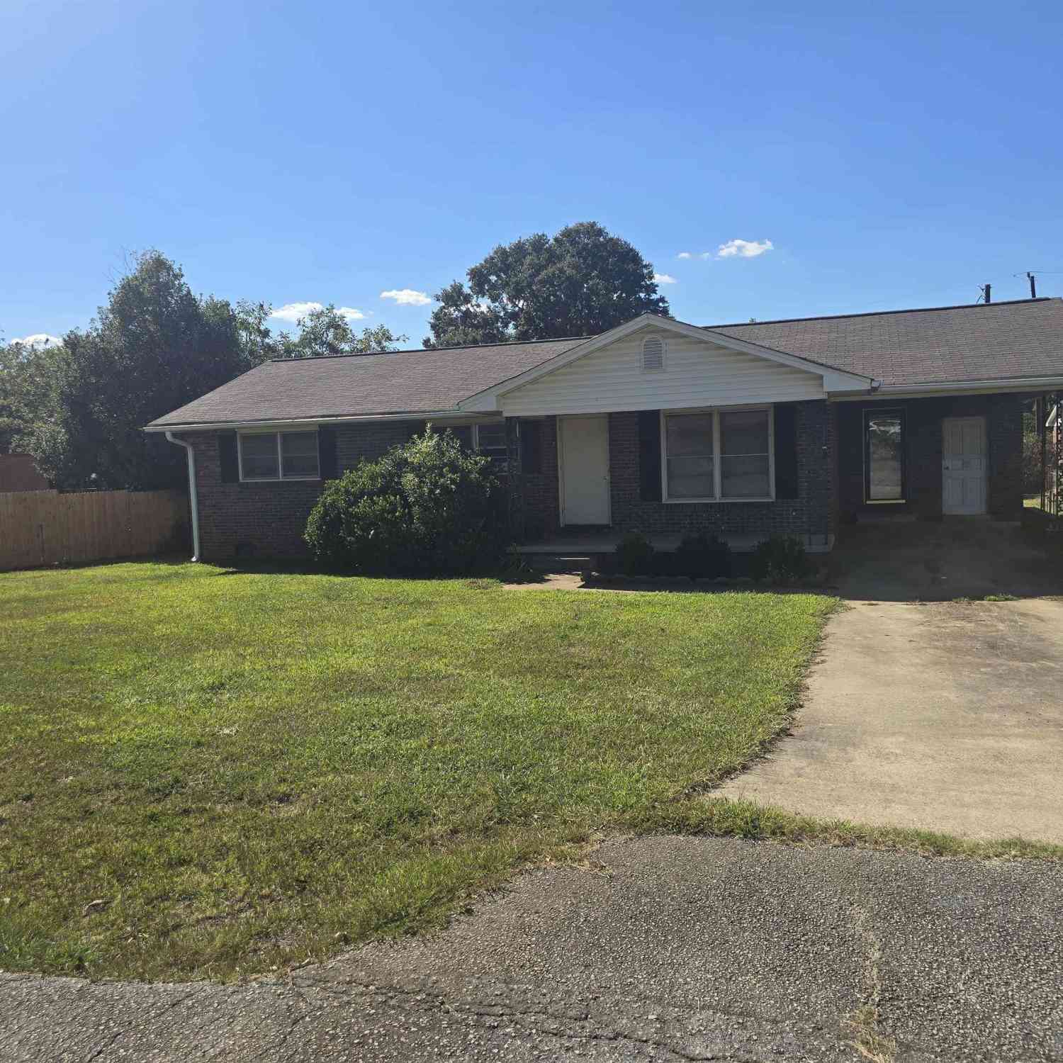 Homes For Sale - 3506 Chipwood<br/> Anderson, SC 29624