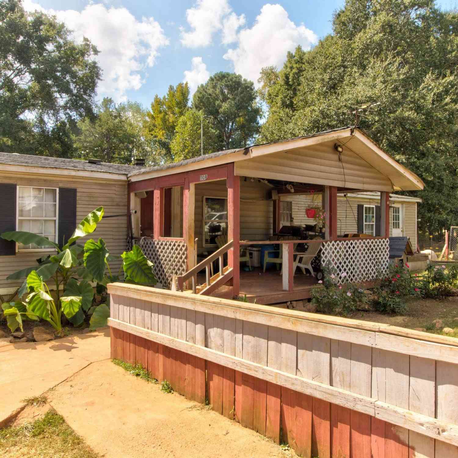 Mobile Home For Sale - 110 Willingham<br/> Anderson County, Belton, SC 29327
