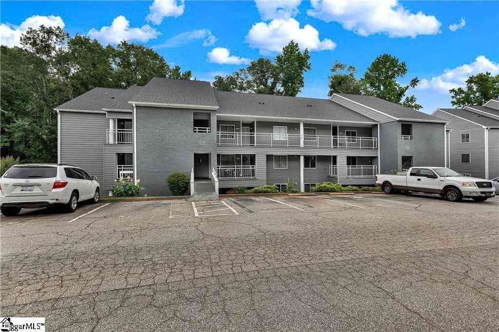 Condo For Sale - 312 Northlake<br/> Anderson County, Anderson, SC 29625