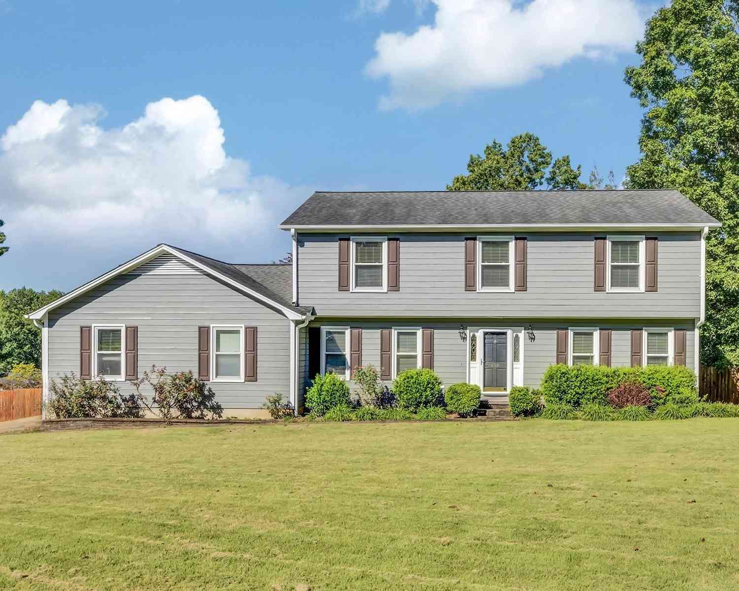 Homes For Sale - 438 Maplecroft<br/> Spartanburg, SC 29303