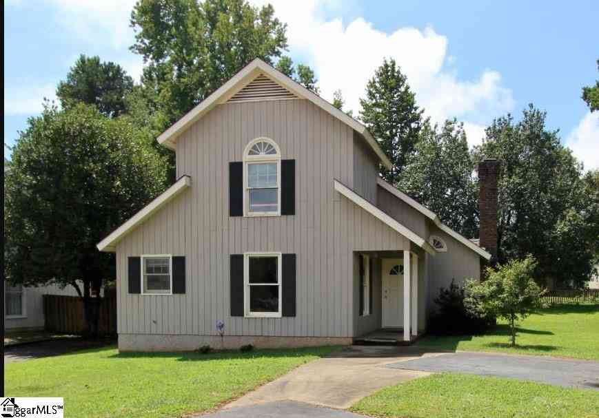 Homes For Sale - 118 Sunrise<br/> Spartanburg, SC 29302