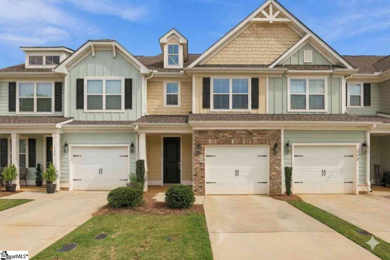 Townhouse For Sale - 116 Turfway<br/> Greer, SC 29651