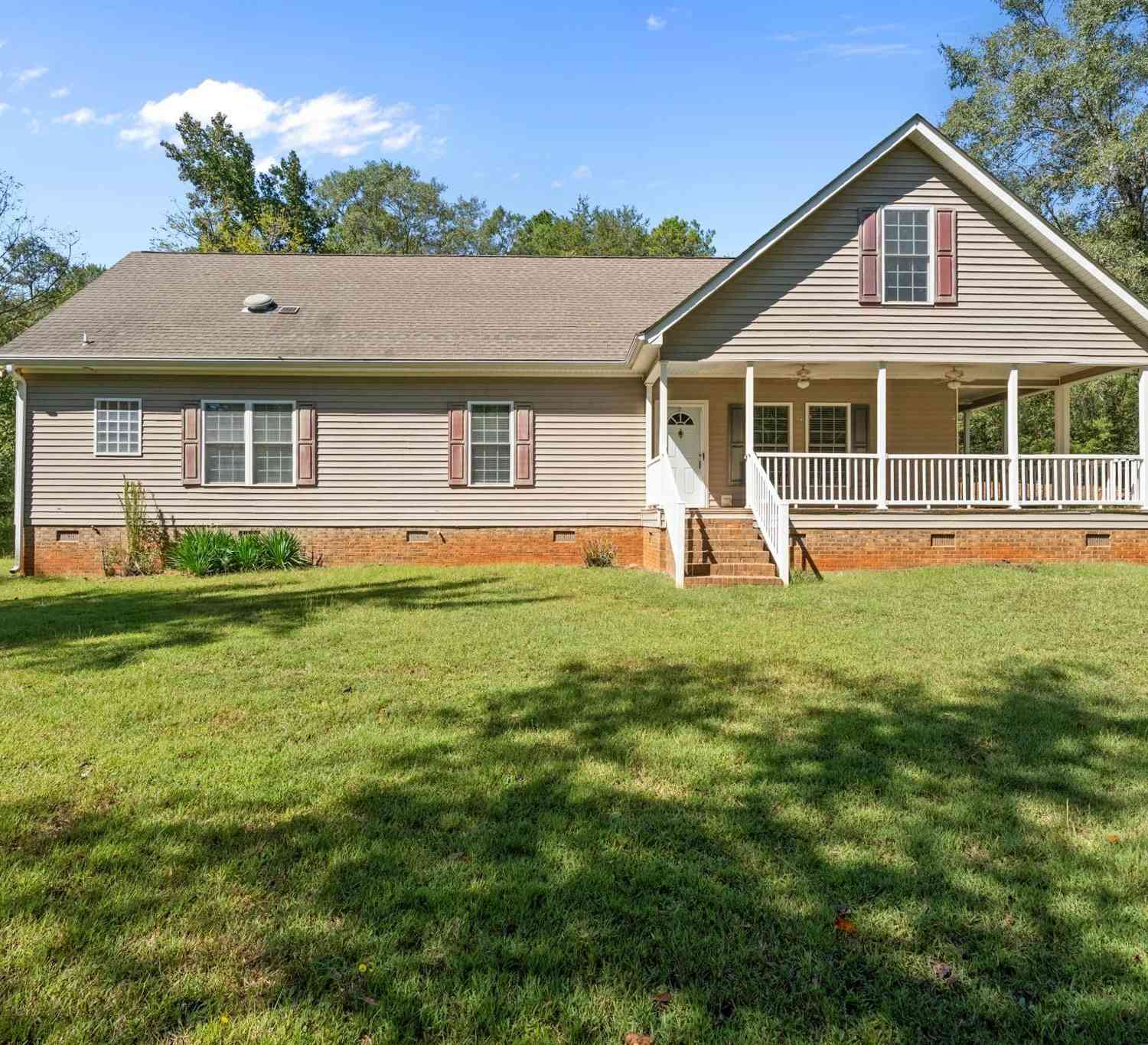 Homes For Sale - 2538 Downalong<br/> Anderson County, Anderson, SC 29621